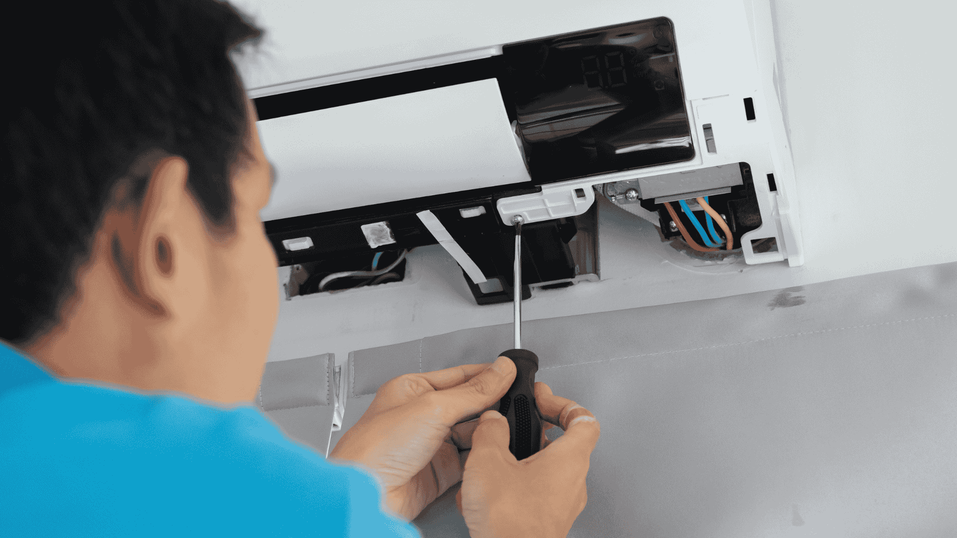 How Do You Clean Outside Air Conditioner Unit?